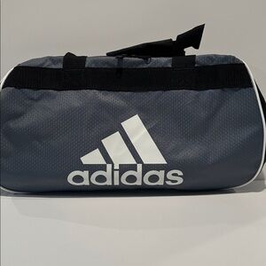 NWT Adidas Crossbody Ladies Gym Bag with lots of room. Easily fits into locker.